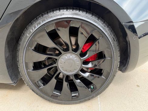 Used 2018 Tesla Model 3 AWD/4WD image 8