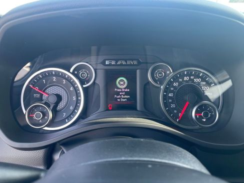 New 2026 RAM 1500 4x4 Crew Cab image 14