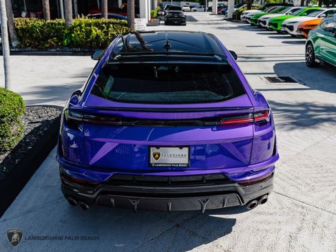Used 2023 Lamborghini Urus Performante AWD/4WD image 4