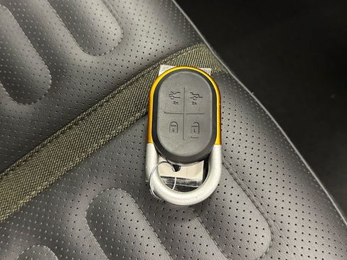 Used 2023 Rivian R1T Adventure AWD/4WD image 40