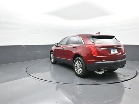 Used 2018 Cadillac XT5 Luxury w/ Driver Awareness Package image 5