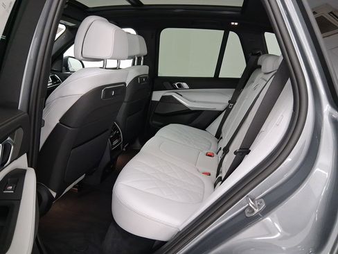 New 2026 BMW X5 xDrive40i w/ Climate Comfort Package image 13