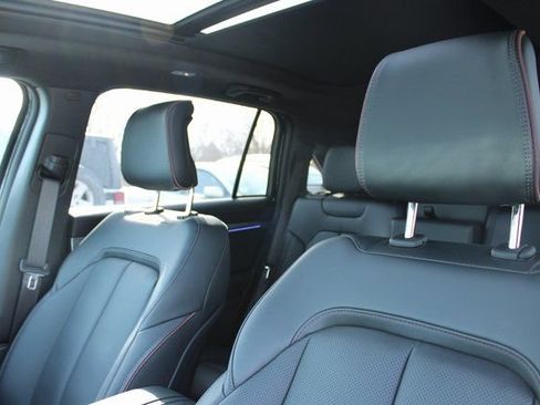 Used 2024 Jeep Wagoneer Launch Edition image 15