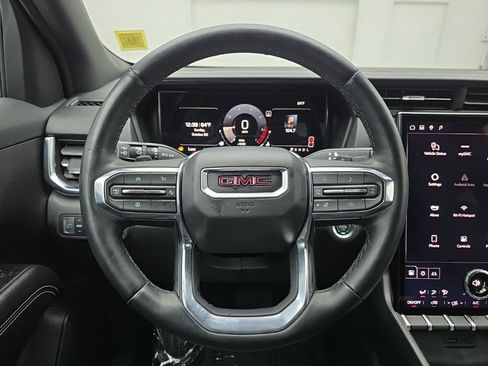 Used 2025 GMC Terrain Elevation AWD/4WD image 24