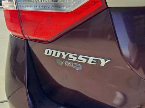 Used 2012 Honda Odyssey EX image 11