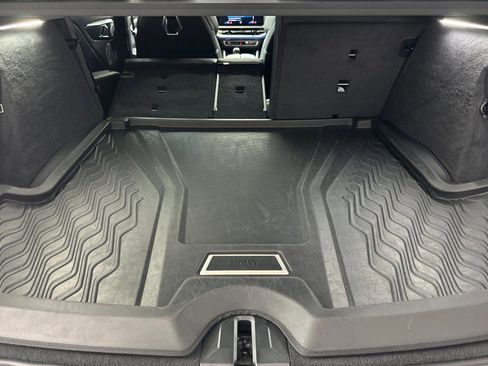 Used 2023 BMW XM AWD/4WD image 27