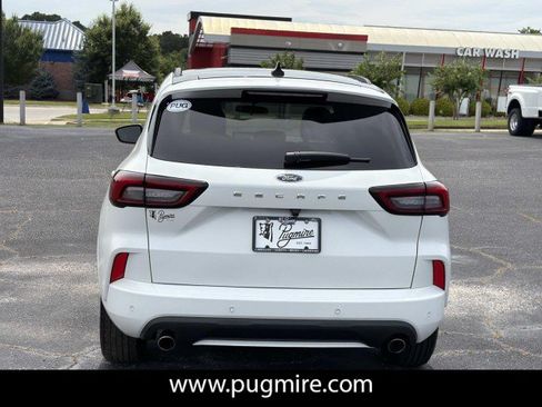 Used 2023 Ford Escape ST-Line w/ Tech Pack #1 FWD image 6