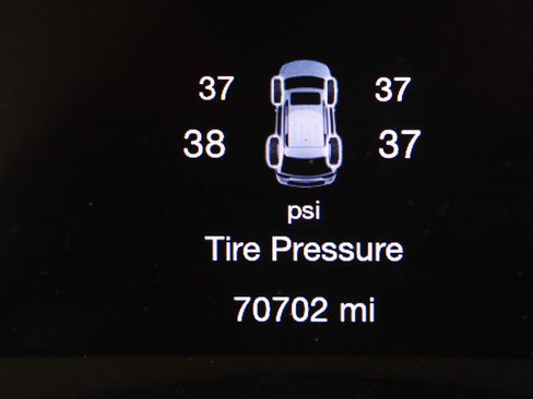 Used 2021 Jeep Grand Cherokee Limited image 16