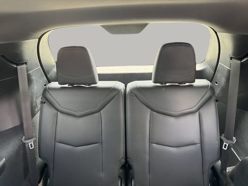 Used 2025 Cadillac XT6 Luxury FWD image 18