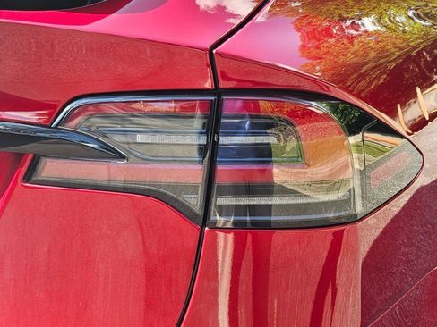Used 2023 Tesla Model X AWD/4WD image 31