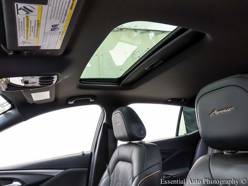 Used 2024 Buick Envista Avenir image 12