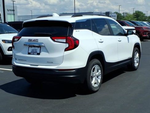 Used 2023 GMC Terrain SLE w/ Driver Convenience Package AWD/4WD image 27