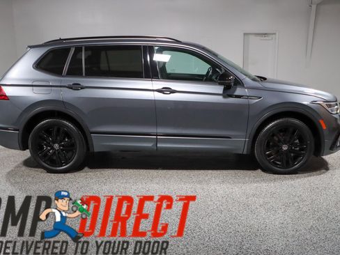 Used 2022 Volkswagen Tiguan SE R-Line image 6