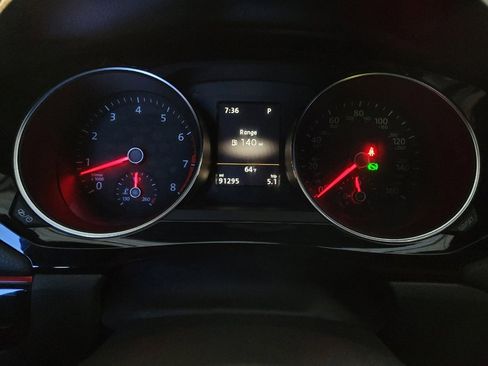 Used 2016 Volkswagen Jetta GLI SEL FWD image 23