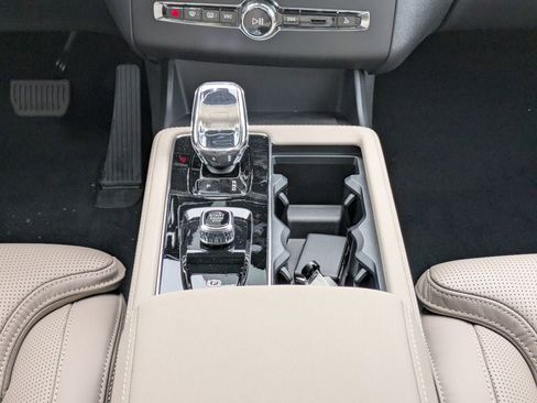 New 2026 Volvo XC90 B6 Ultra AWD/4WD image 24