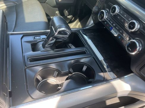 Used 2021 Ford F150 Lariat w/ Equipment Group 502A High image 26