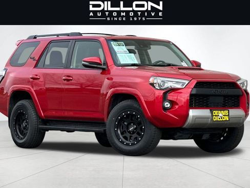 Used 2021 Toyota 4Runner TRD Off-Road Premium w/ Moonroof Package AWD/4WD image 2