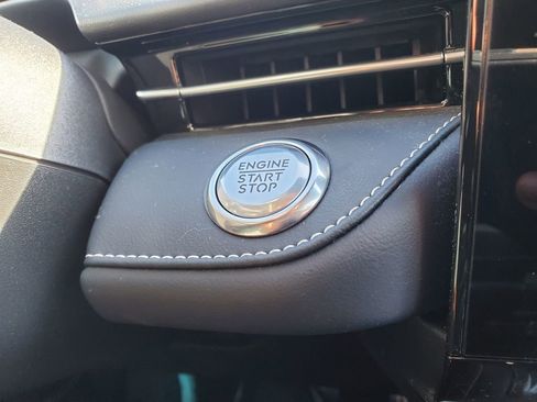 Used 2024 Lincoln Nautilus Reserve w/ Equipment Group 202A image 27