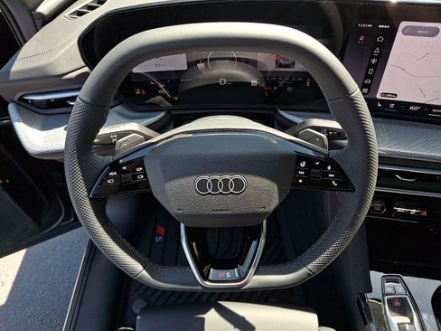 New 2026 Audi SQ5 Premium Plus image 18