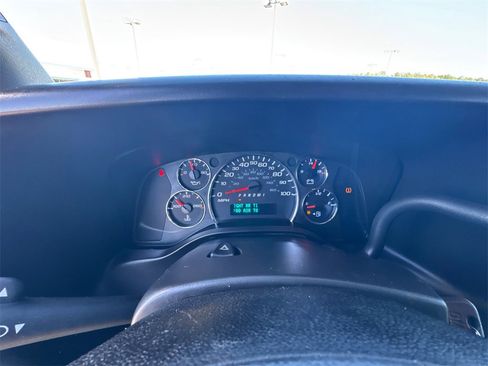 Used 2017 GMC Savana 3500 image 22