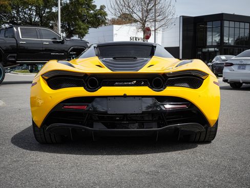 Used 2021 McLaren 720S Luxury image 12