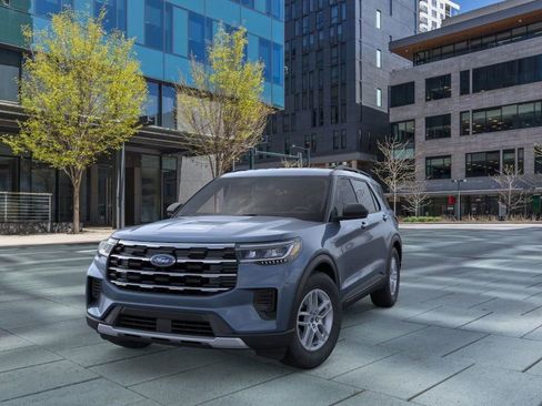 New 2026 Ford Explorer Active image 2