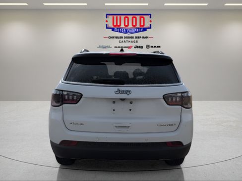 Used 2024 Jeep Compass Limited AWD/4WD image 4
