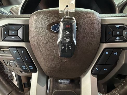 Used 2015 Ford F150 King Ranch w/ Equipment Group 601A Luxury AWD/4WD image 55