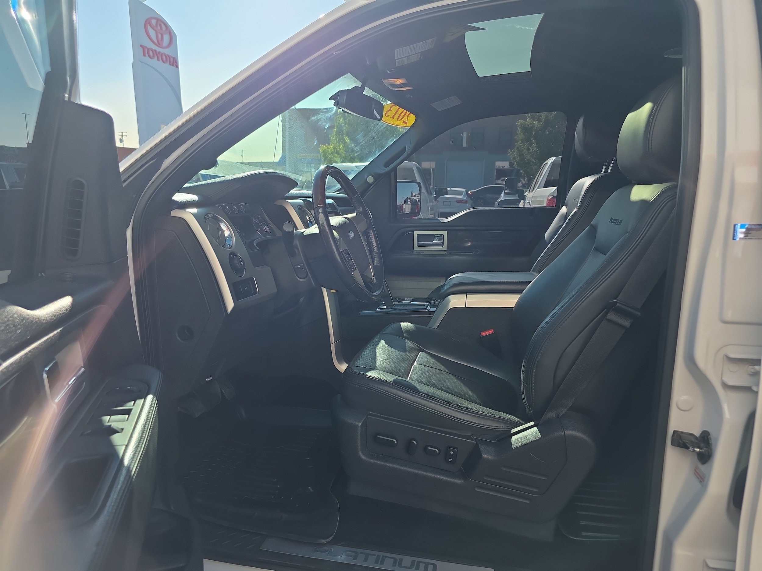 Used 2013 Ford F150 Platinum AWD/4WD image 2
