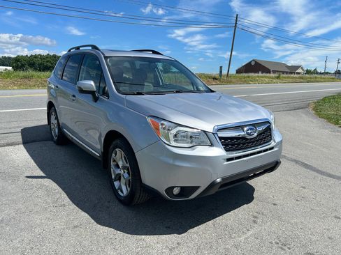 Used 2016 Subaru Forester 2.5i Touring w/ Protection Package #2 AWD/4WD image 2