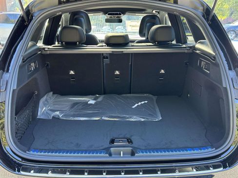 New 2027 Mercedes-Benz GLC 300 4MATIC image 9