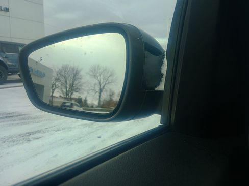 Certified 2022 Ford Escape Titanium w/ Class II Trailer Tow Package image 21