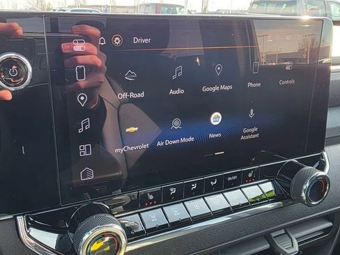 Used 2025 Chevrolet Colorado Trail Boss image 29