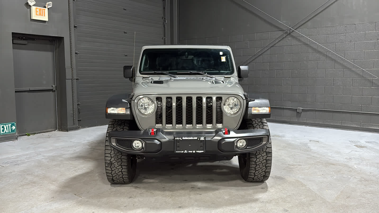 Certified 2022 Jeep Gladiator Rubicon w/ Cold Weather Group AWD/4WD image 3