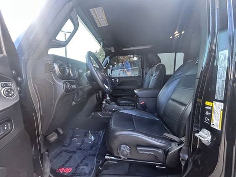 Used 2021 Jeep Wrangler Unlimited Sahara image 10