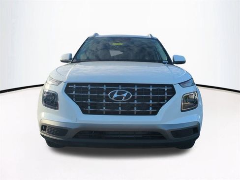 New 2026 Hyundai Venue SEL image 3