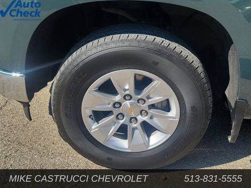 Used 2025 Chevrolet Silverado 1500 LT AWD/4WD image 9