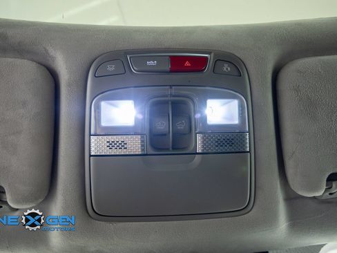 Used 2024 Kia Telluride SX Prestige w/ Towing Package AWD/4WD image 24