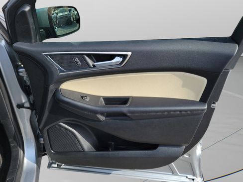 Certified 2024 Ford Edge SEL w/ Convenience Package image 28