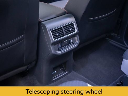 Used 2024 Volkswagen Atlas Peak Edition SE AWD/4WD image 20
