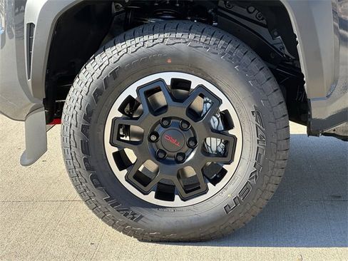 New 2025 Toyota Tacoma TRD Off-Road w/ TRD Off Road Premium Package image 11