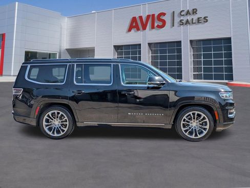Used 2023 Jeep Grand Wagoneer Series II AWD/4WD image 5