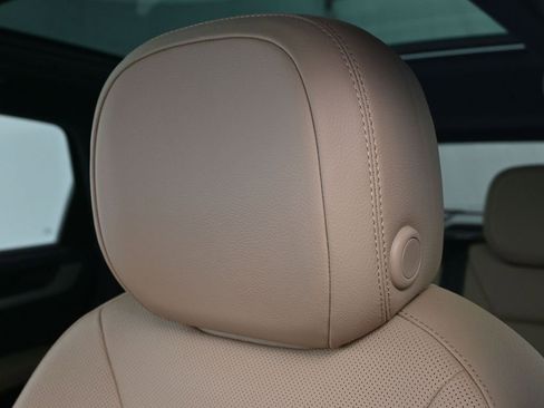 New 2026 Porsche Cayenne image 19