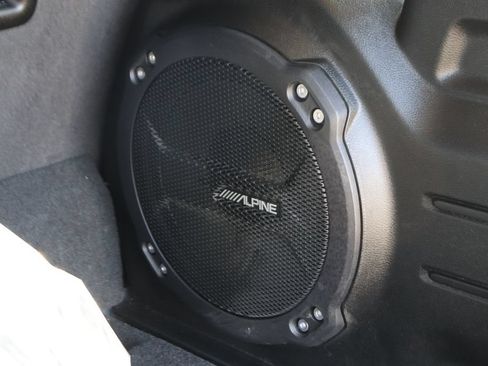 Used 2023 Jeep Wrangler Unlimited Sahara AWD/4WD image 9