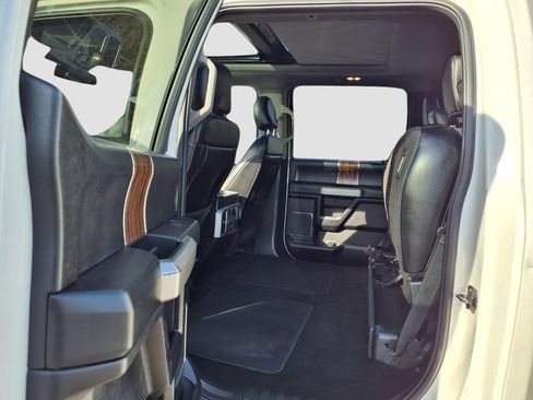 Used 2018 Ford F150 Lariat image 35