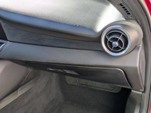 Used 2022 Alfa Romeo Giulia Sprint image 22