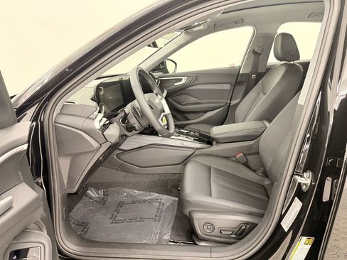 Used 2025 Audi A5 2.0T Premium w/ Convenience Package image 5