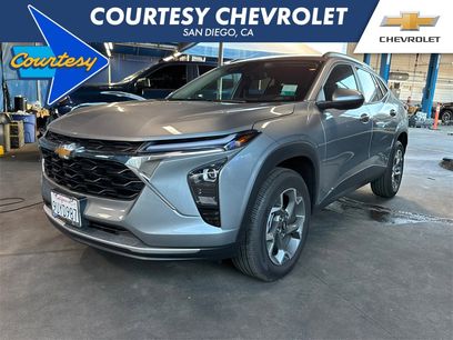 Used 2025 Chevrolet Trax LT w/ Driver Confidence Package
