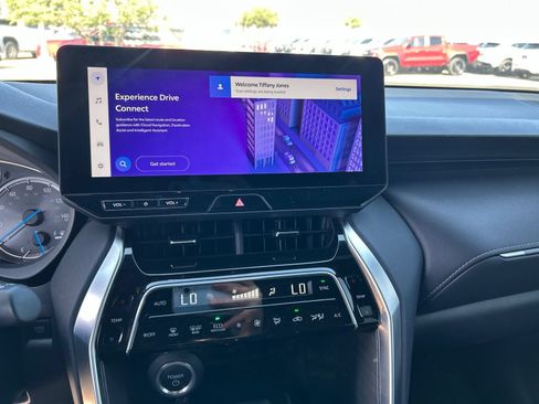 Used 2024 Toyota Venza Nightshade AWD/4WD image 14