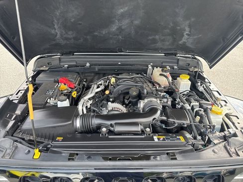 Used 2022 Jeep Gladiator Overland image 33